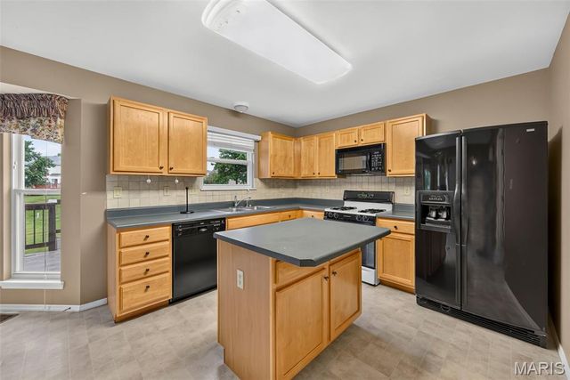 115 Mackintosh Lane, O'fallon, MO 63368
