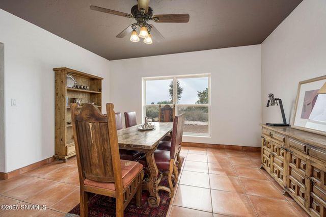 8801 Silk Oak Court, Las Cruces, NM 88011
