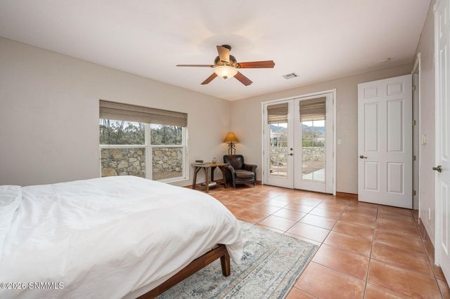 8801 Silk Oak Court, Las Cruces, NM 88011