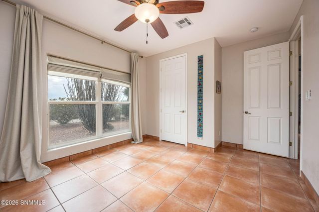 8801 Silk Oak Court, Las Cruces, NM 88011