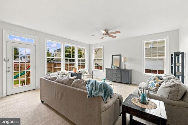 101 WALLACE LN, Stafford, VA 22554