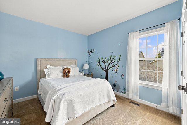101 WALLACE LN, Stafford, VA 22554