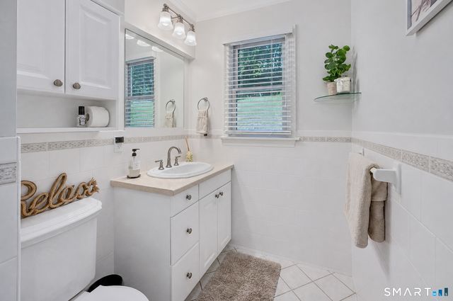 30 Maple Ave Extension, Bethel, CT 06801