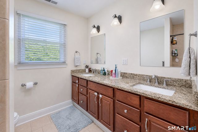 30 Maple Ave Extension, Bethel, CT 06801
