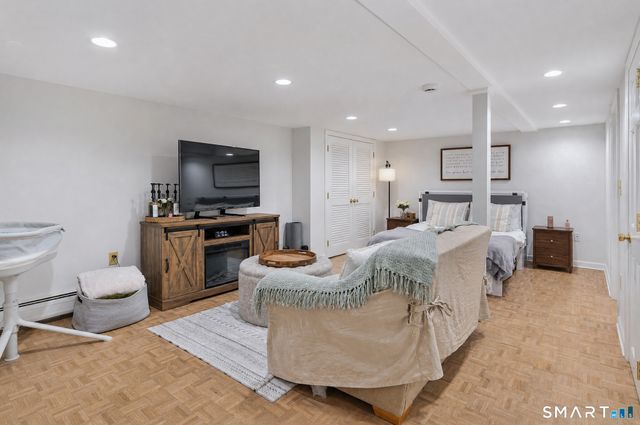 30 Maple Ave Extension, Bethel, CT 06801