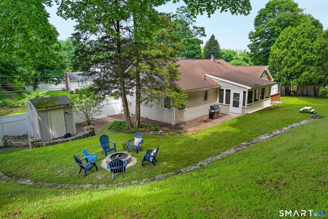 30 Maple Ave Extension, Bethel, CT 06801