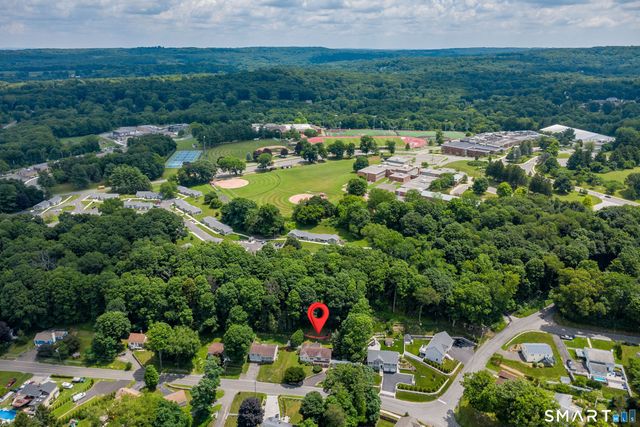 30 Maple Ave Extension, Bethel, CT 06801