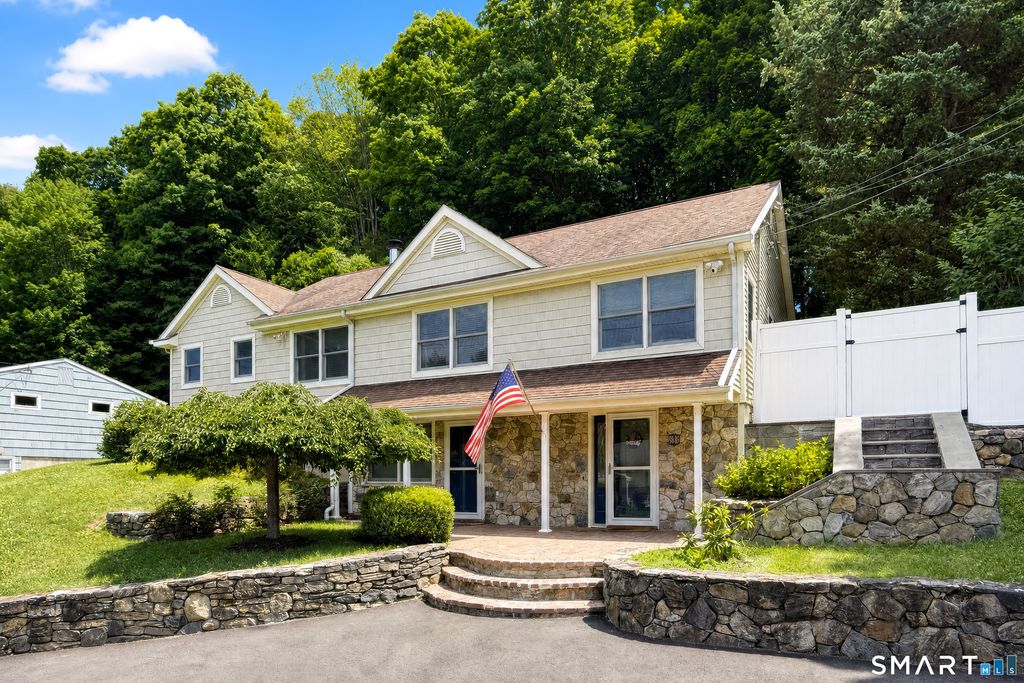 30 Maple Ave Extension, Bethel, CT 06801
