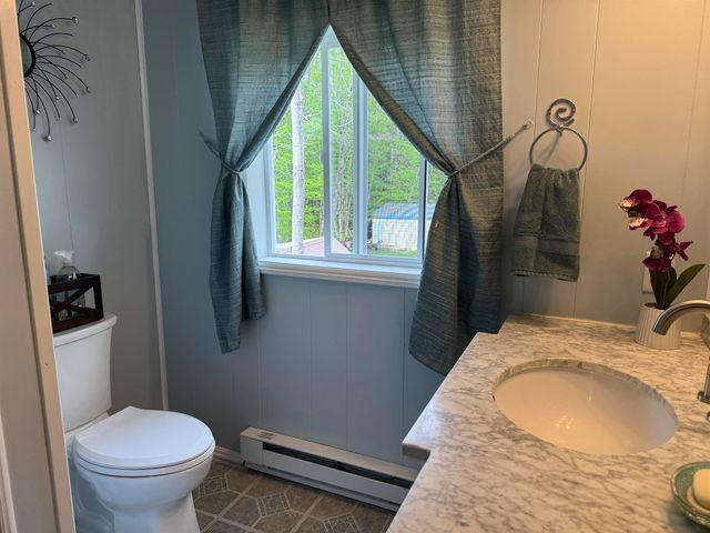 76 Sunrise Drive, Moultonborough, NH 03254