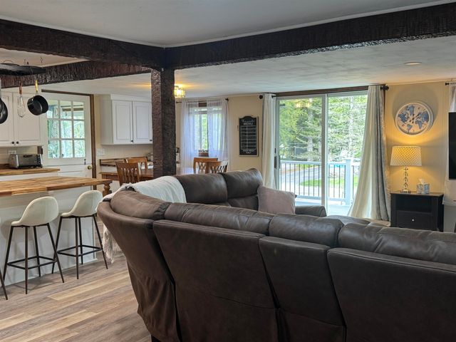 76 Sunrise Drive, Moultonborough, NH 03254