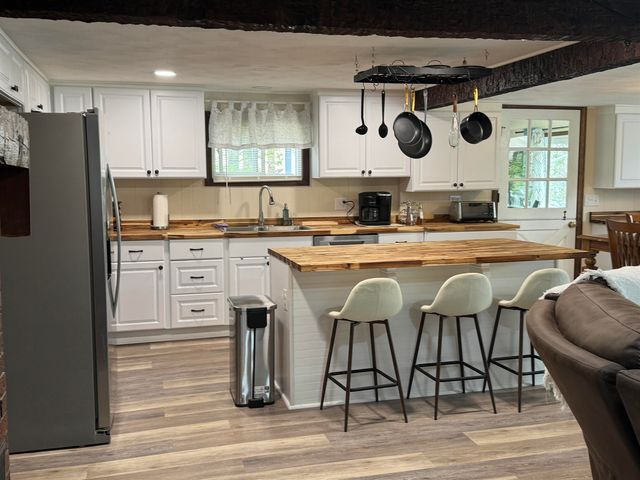 76 Sunrise Drive, Moultonborough, NH 03254