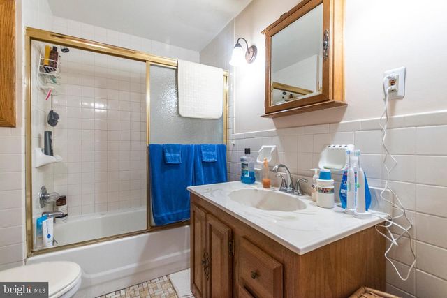 7411 ELMWOOD AVE, Philadelphia, PA 19153