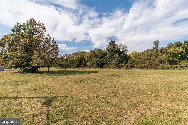 7411 ELMWOOD AVE, Philadelphia, PA 19153