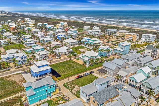 4903 State Highway 361 9, Port Aransas, TX 78373