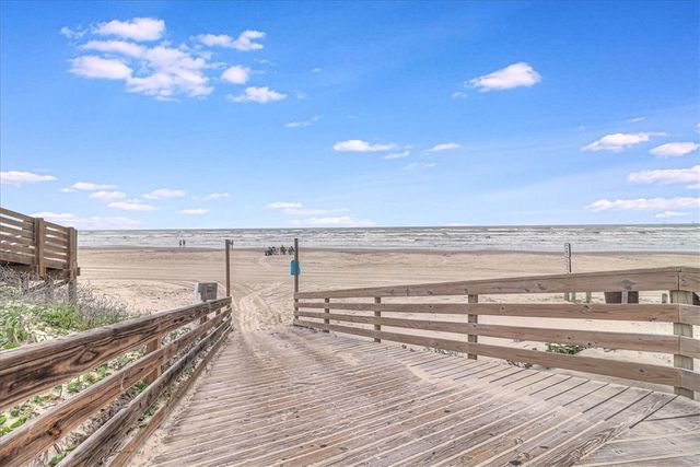 4903 State Highway 361 9, Port Aransas, TX 78373