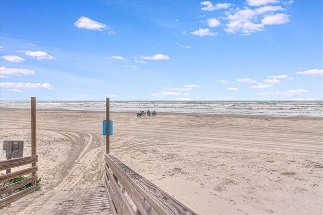 4903 State Highway 361 9, Port Aransas, TX 78373