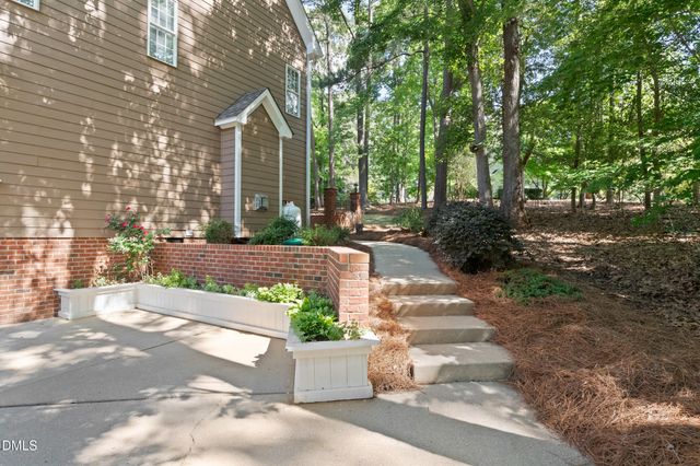 4625 Cresta Drive, Raleigh, NC 27603