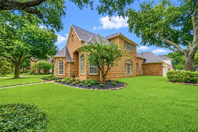 19223 Foxtree Lane, Houston, TX 77094