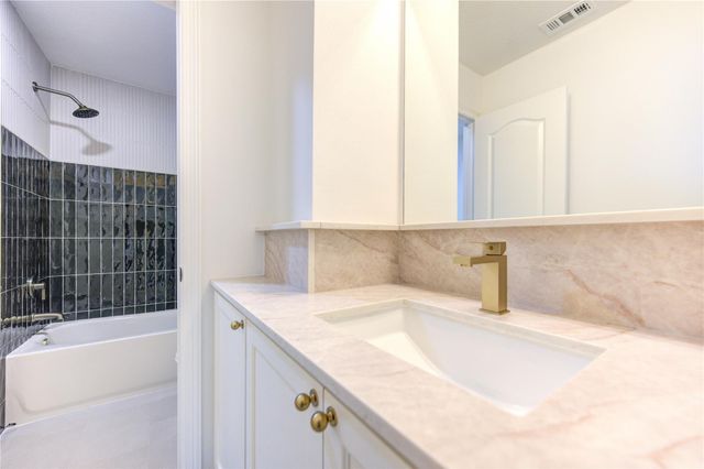 19223 Foxtree Lane, Houston, TX 77094