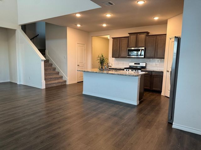 411 Smokey Trail, Princeton, TX 75407