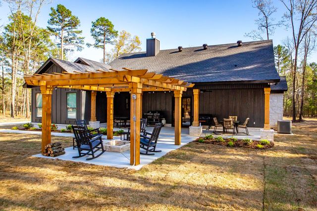 1962 Mountain Park, Shirley, AR 72153