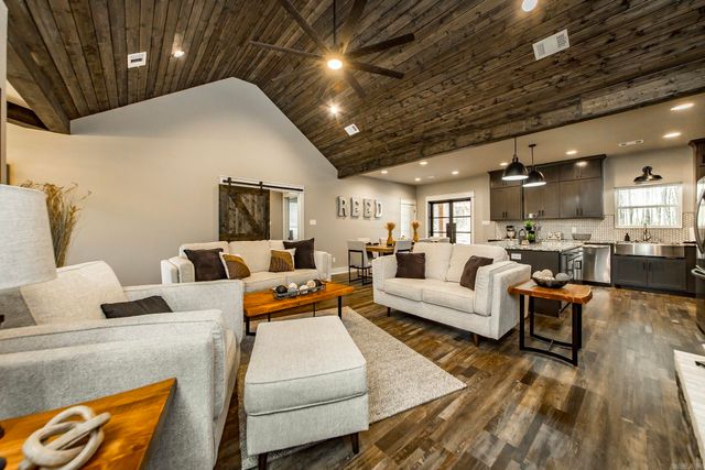 1962 Mountain Park, Shirley, AR 72153