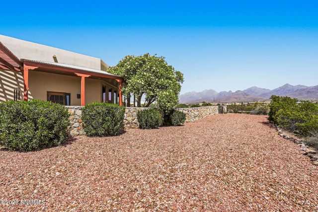 5081 Lost Padre Mine Road, Las Cruces, NM 88011