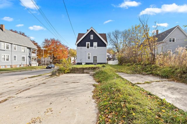 3437 N 2nd STREET, Milwaukee, WI 53212