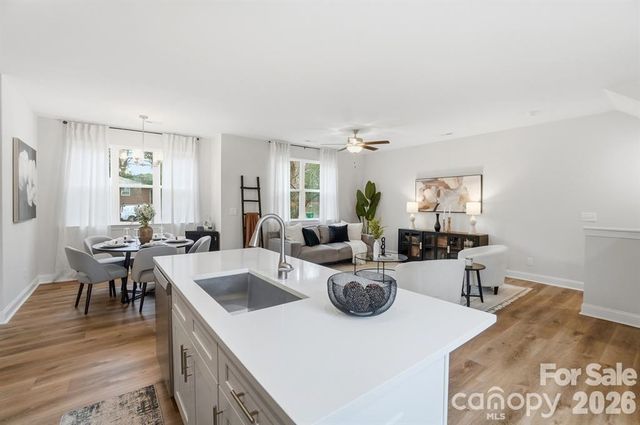 8927 Sharonbrook Drive, Charlotte, NC 28210
