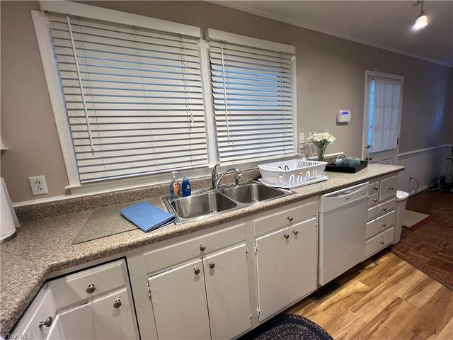 1302 Runyon Drive, Greensboro, NC 27405