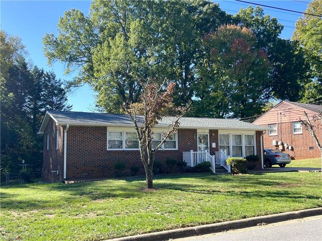 1302 Runyon Drive, Greensboro, NC 27405