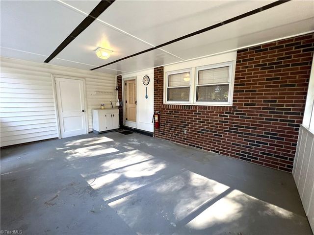 1302 Runyon Drive, Greensboro, NC 27405