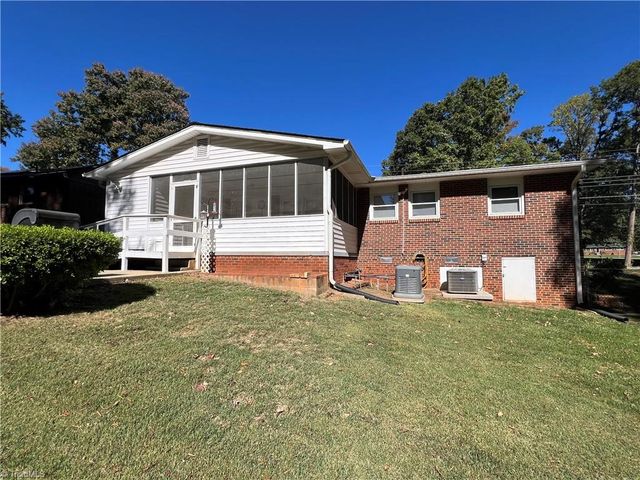 1302 Runyon Drive, Greensboro, NC 27405