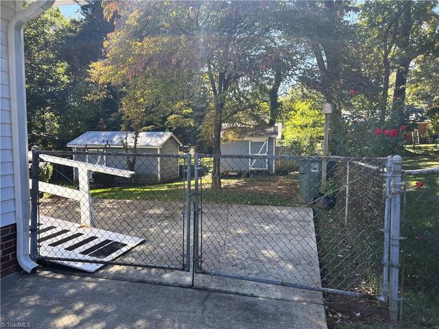 1302 Runyon Drive, Greensboro, NC 27405