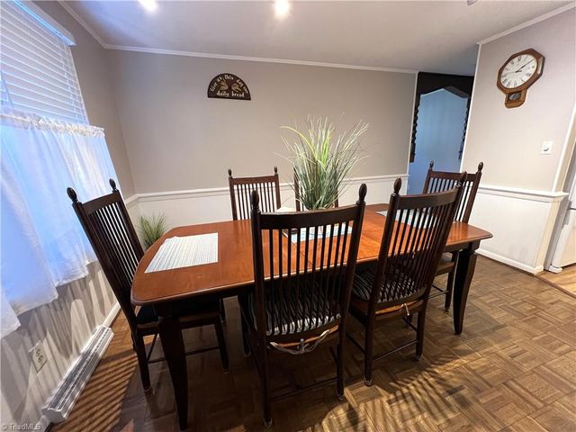 1302 Runyon Drive, Greensboro, NC 27405