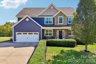 19 Glen Coe Drive, Fletcher, NC 28732
