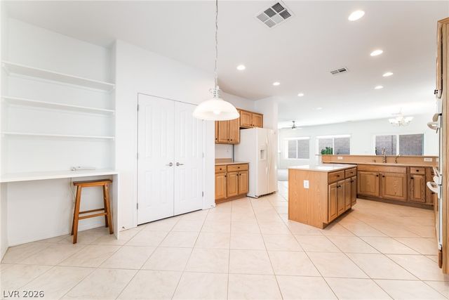 2323 Fayetteville Avenue, Henderson, NV 89052