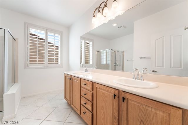 2323 Fayetteville Avenue, Henderson, NV 89052