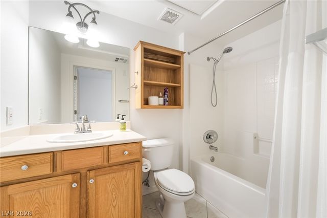 2323 Fayetteville Avenue, Henderson, NV 89052