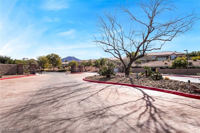 2323 Fayetteville Avenue, Henderson, NV 89052