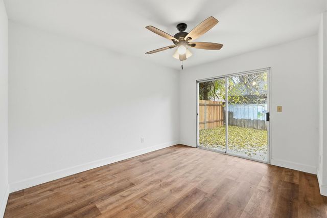 95 Saginaw Cir, Sacramento, CA 95833