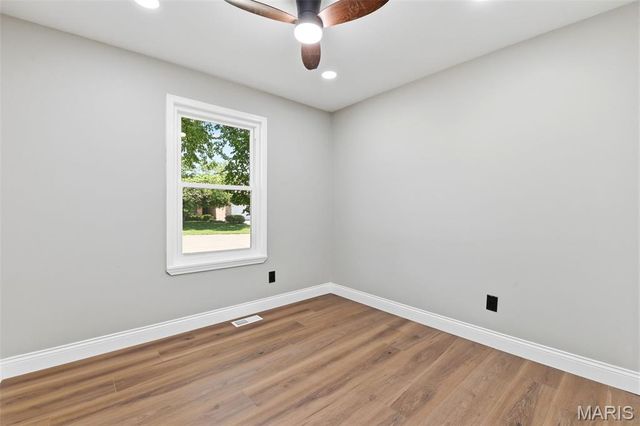 57 Valley View Drive, St Peters, MO 63376