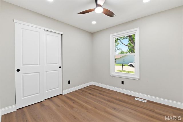 57 Valley View Drive, St Peters, MO 63376