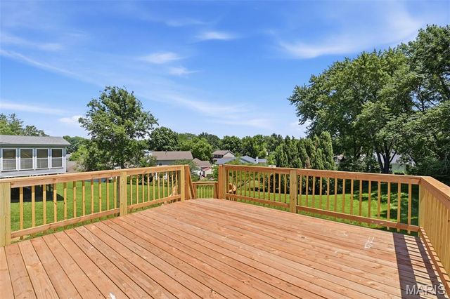 57 Valley View Drive, St Peters, MO 63376