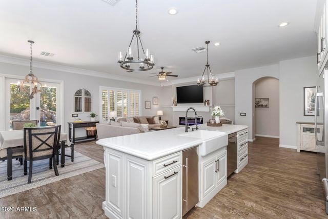 18653 E ARROWHEAD Trail, Queen Creek, AZ 85142