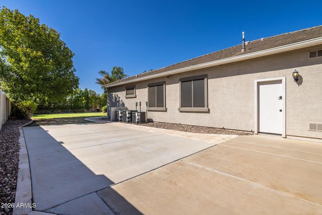 18653 E ARROWHEAD Trail, Queen Creek, AZ 85142