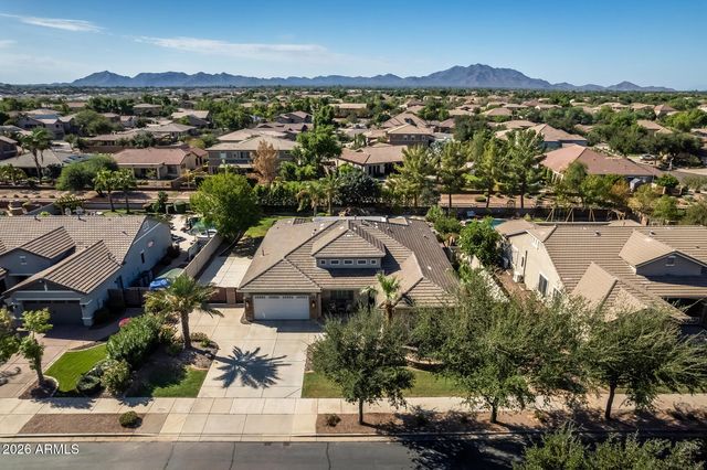 18653 E ARROWHEAD Trail, Queen Creek, AZ 85142