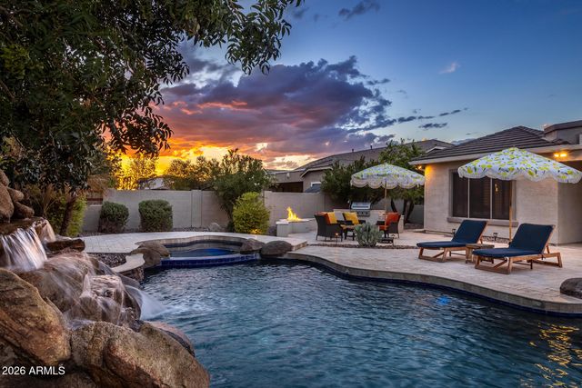 18653 E ARROWHEAD Trail, Queen Creek, AZ 85142