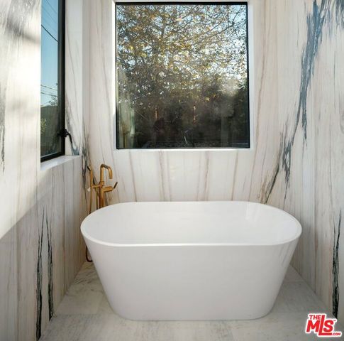 738 Palms Boulevard, Venice, CA 90291