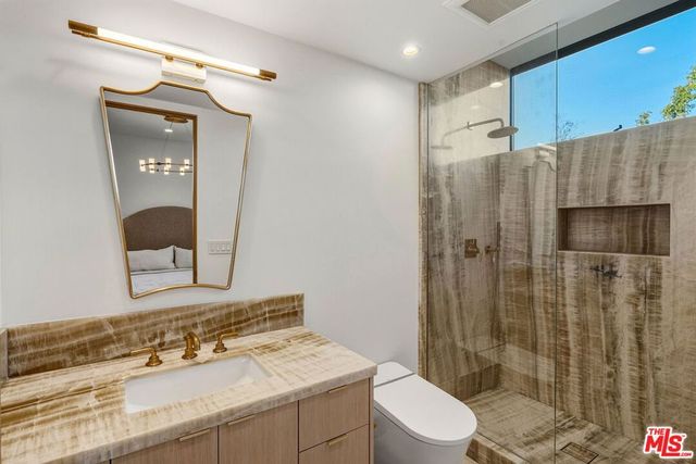 738 Palms Boulevard, Venice, CA 90291